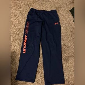 Boys XL Under Armour loose fit sweatpants